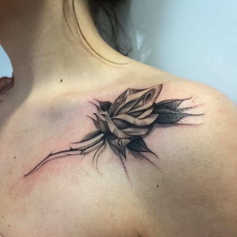 25 ideas tatuajes hombros 6 Los mejores 25 Diseños de Tatuajes de Rosas en los Hombros