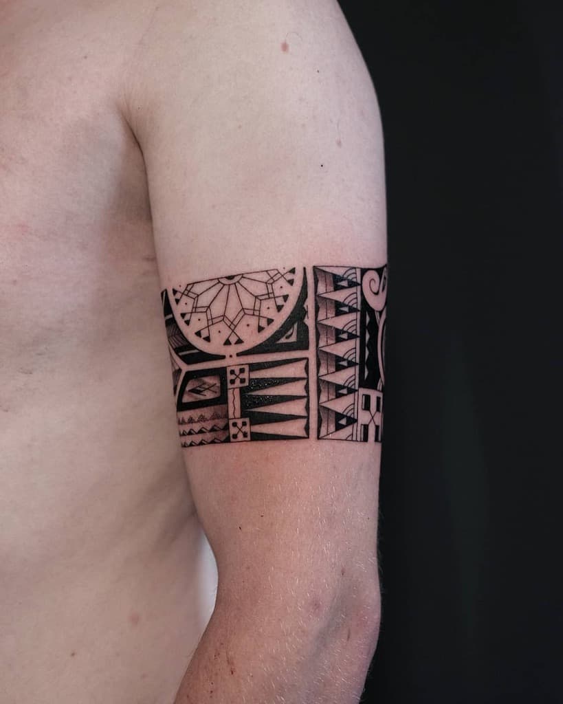pequenos tatuajes tribales 5 35 Diseños Increíbles de Pequeños Tatuajes Tribales
